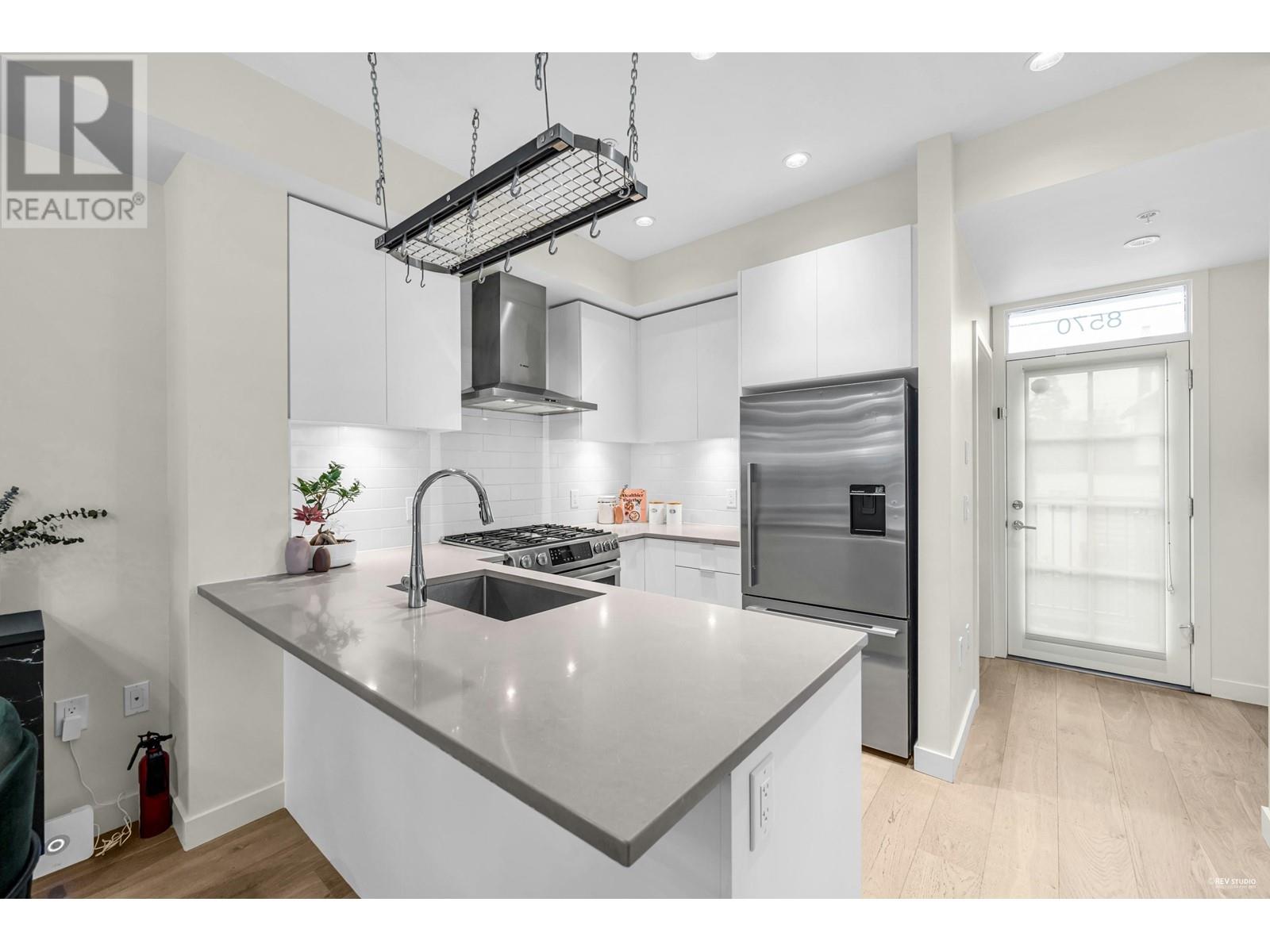 8570 Osler Street, Vancouver, British Columbia  V6P 0G4 - Photo 11 - R2987320