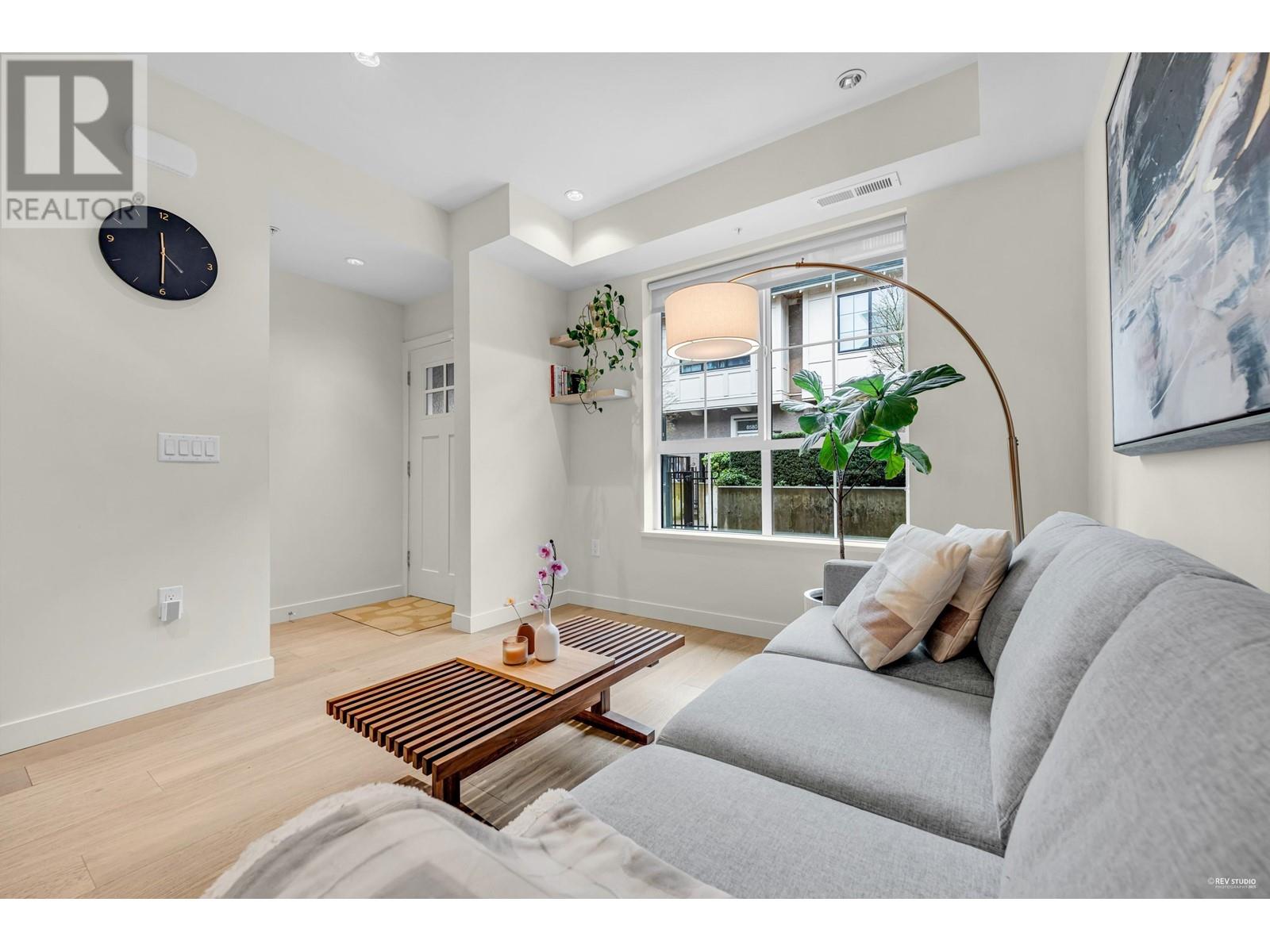 8570 Osler Street, Vancouver, British Columbia  V6P 0G4 - Photo 5 - R2987320