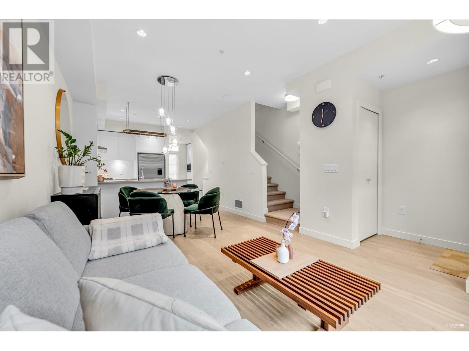 8570 Osler Street, Vancouver, British Columbia  V6P 0G4 - Photo 3 - R2987320