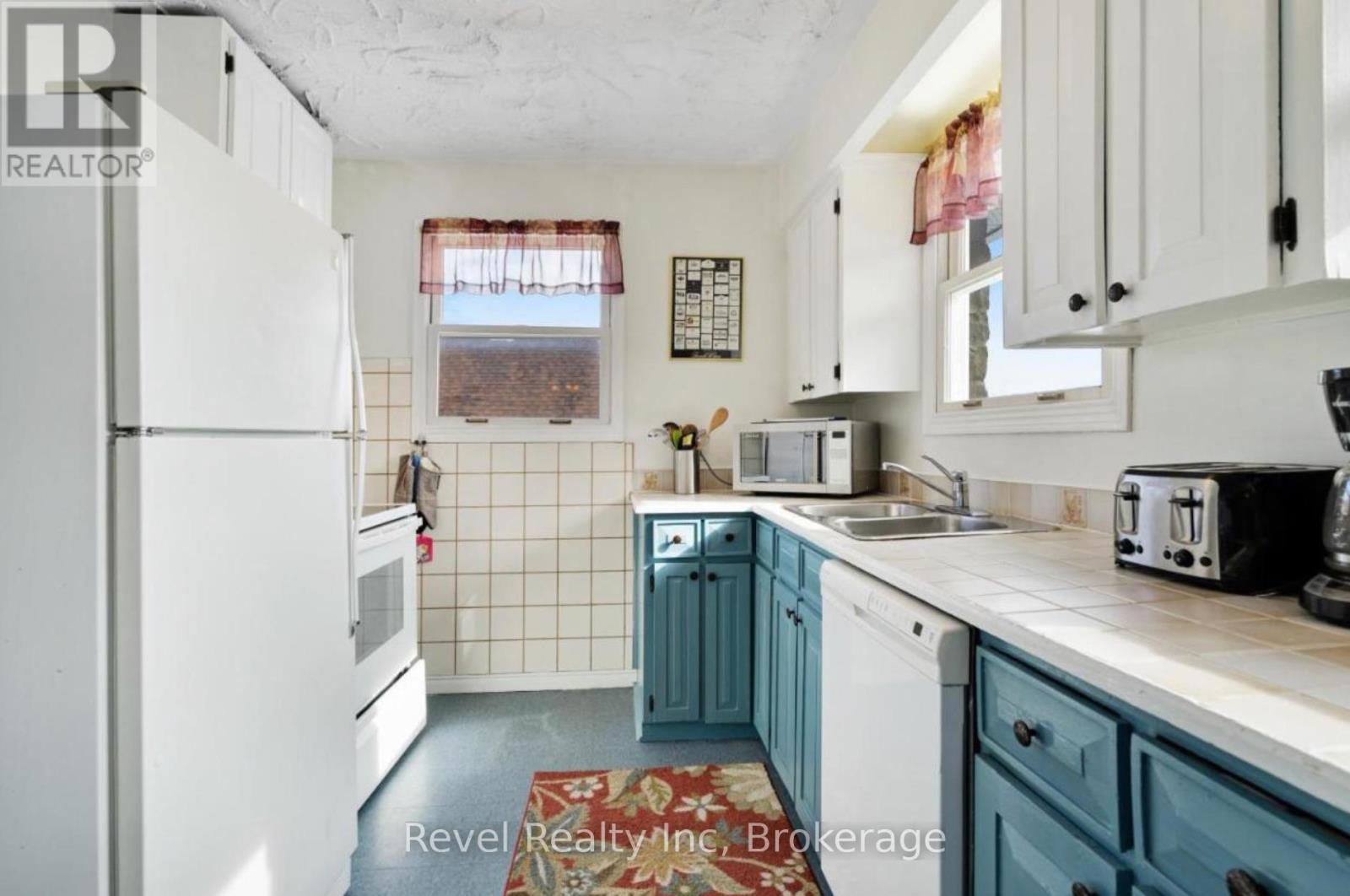 155 Settlers Way, Blue Mountains, Ontario  L9Y 0L5 - Photo 11 - X12069353