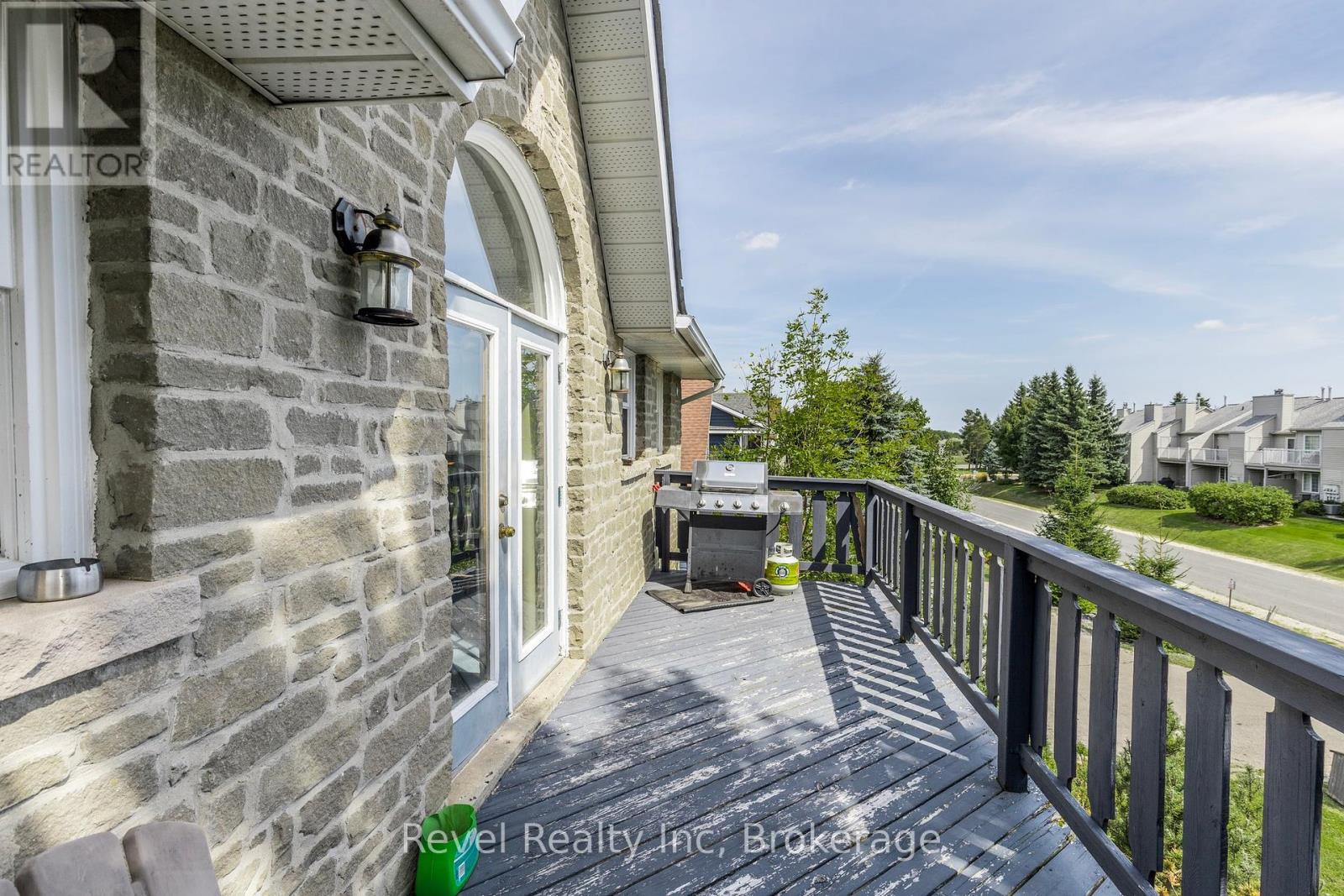 155 Settlers Way, Blue Mountains, Ontario  L9Y 0L5 - Photo 14 - X12069353