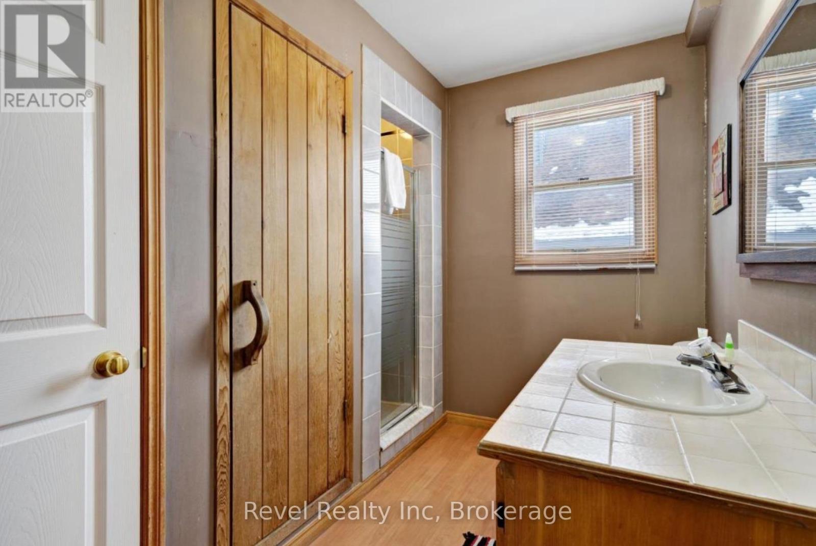 155 Settlers Way, Blue Mountains, Ontario  L9Y 0L5 - Photo 7 - X12069353