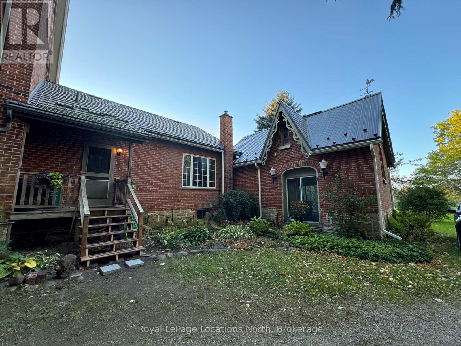 153 Swarthmore Drive, Meaford, Ontario  N4L 1W7 - Photo 2 - X12069405