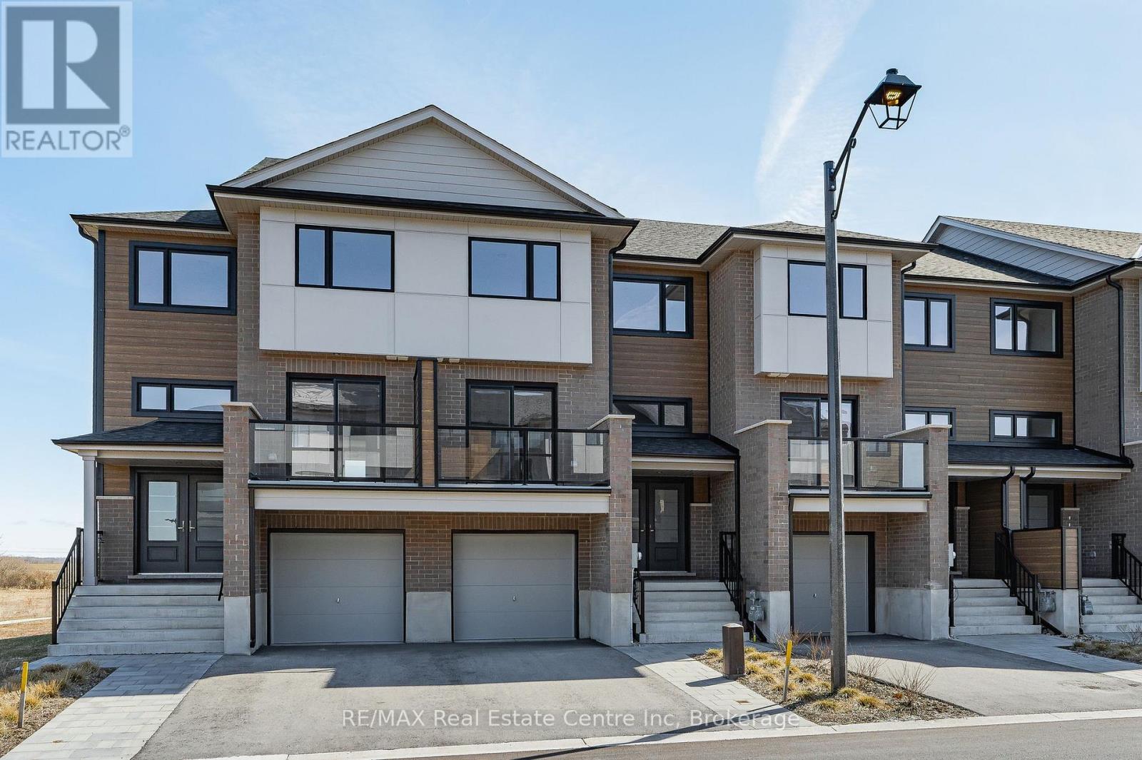 7 - 182 Bridge Crescent, Minto, Ontario  N0G 2P0 - Photo 3 - X12069464