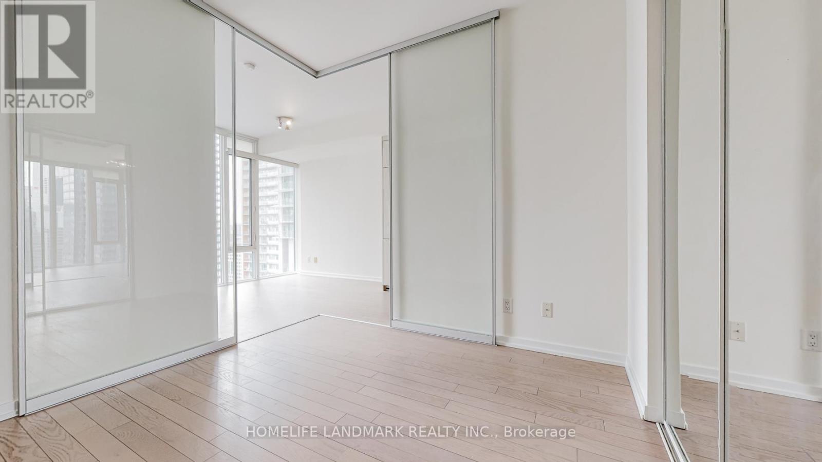 2505 - 101 Peter Street, Toronto, Ontario  M5V 0G6 - Photo 15 - C12069361