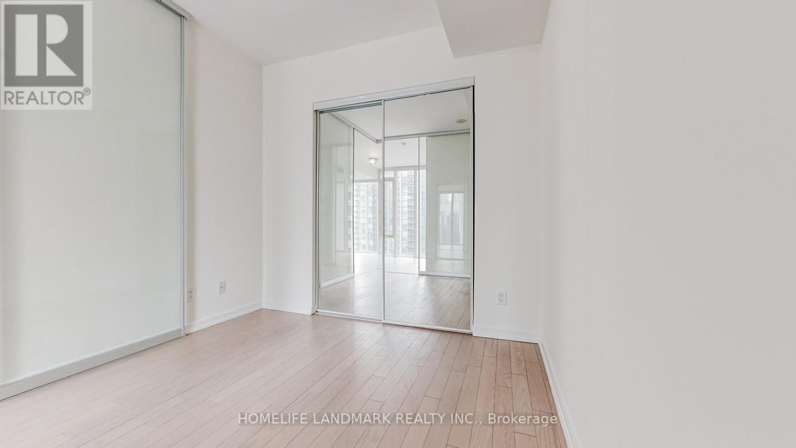 2505 - 101 Peter Street, Toronto, Ontario  M5V 0G6 - Photo 16 - C12069361