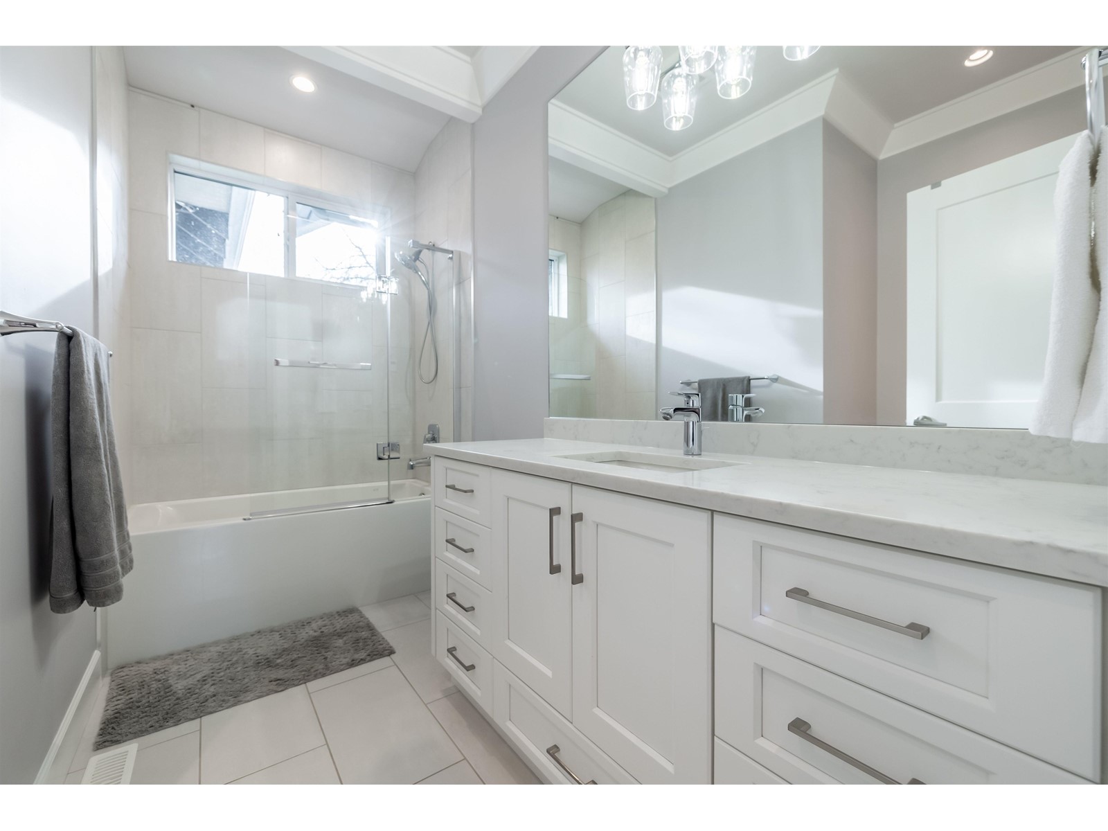 23819 36a Avenue, Langley, British Columbia  V2Z 2J6 - Photo 9 - R2964322