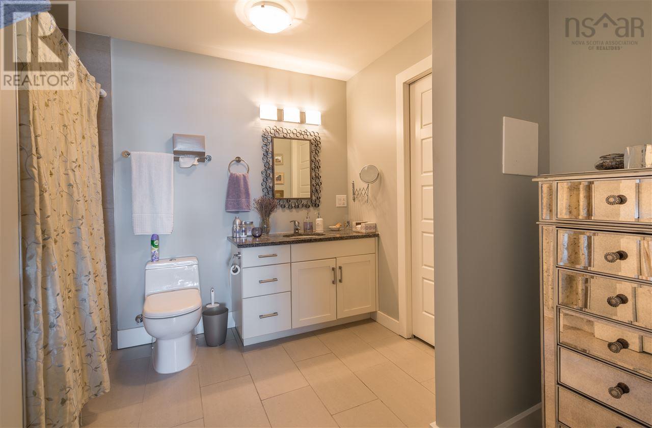 Property at 307 31 Kings Wharf Place image 3