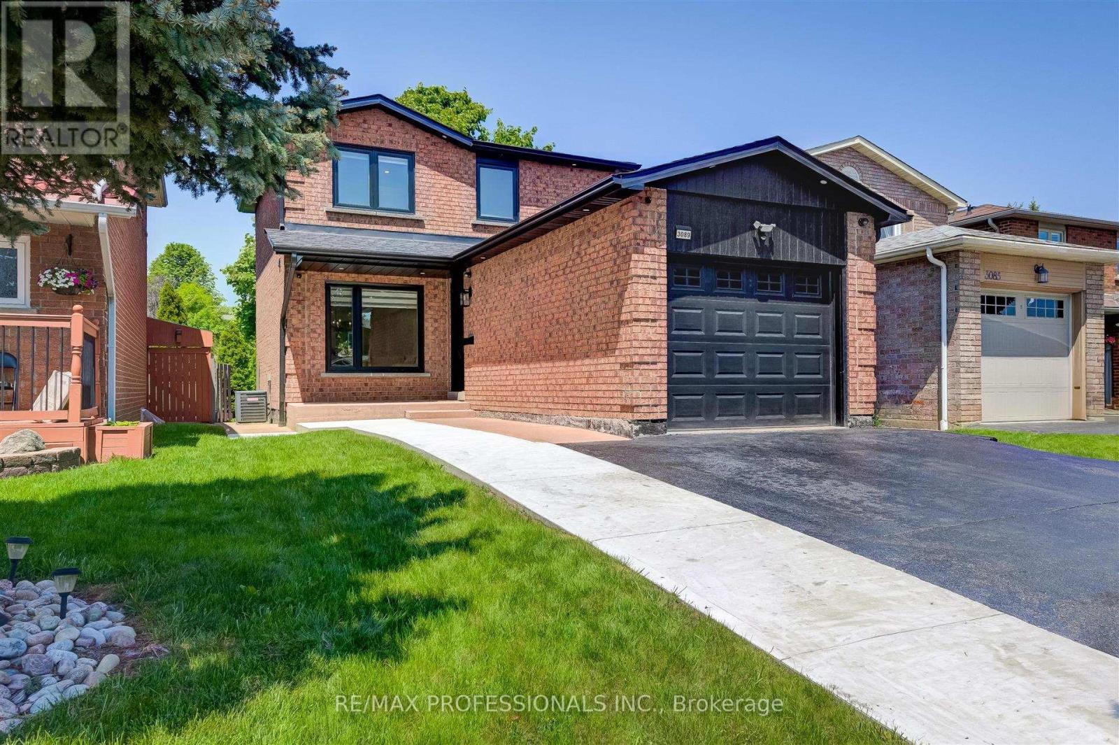 3089 Olympus Mews, Mississauga, Ontario  L5N 4V8 - Photo 7 - W12069355