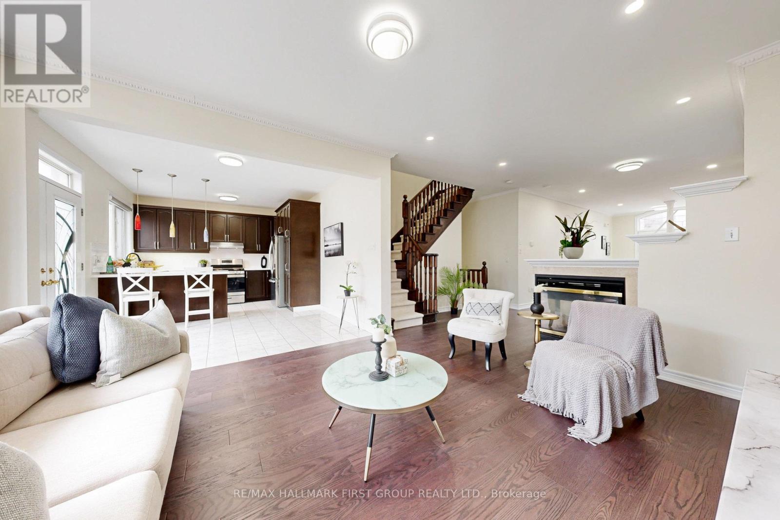 35 Everingham Circle, Brampton (Sandringham-Wellington), Ontario  L6R 0R7 - Photo 13 - W12069372