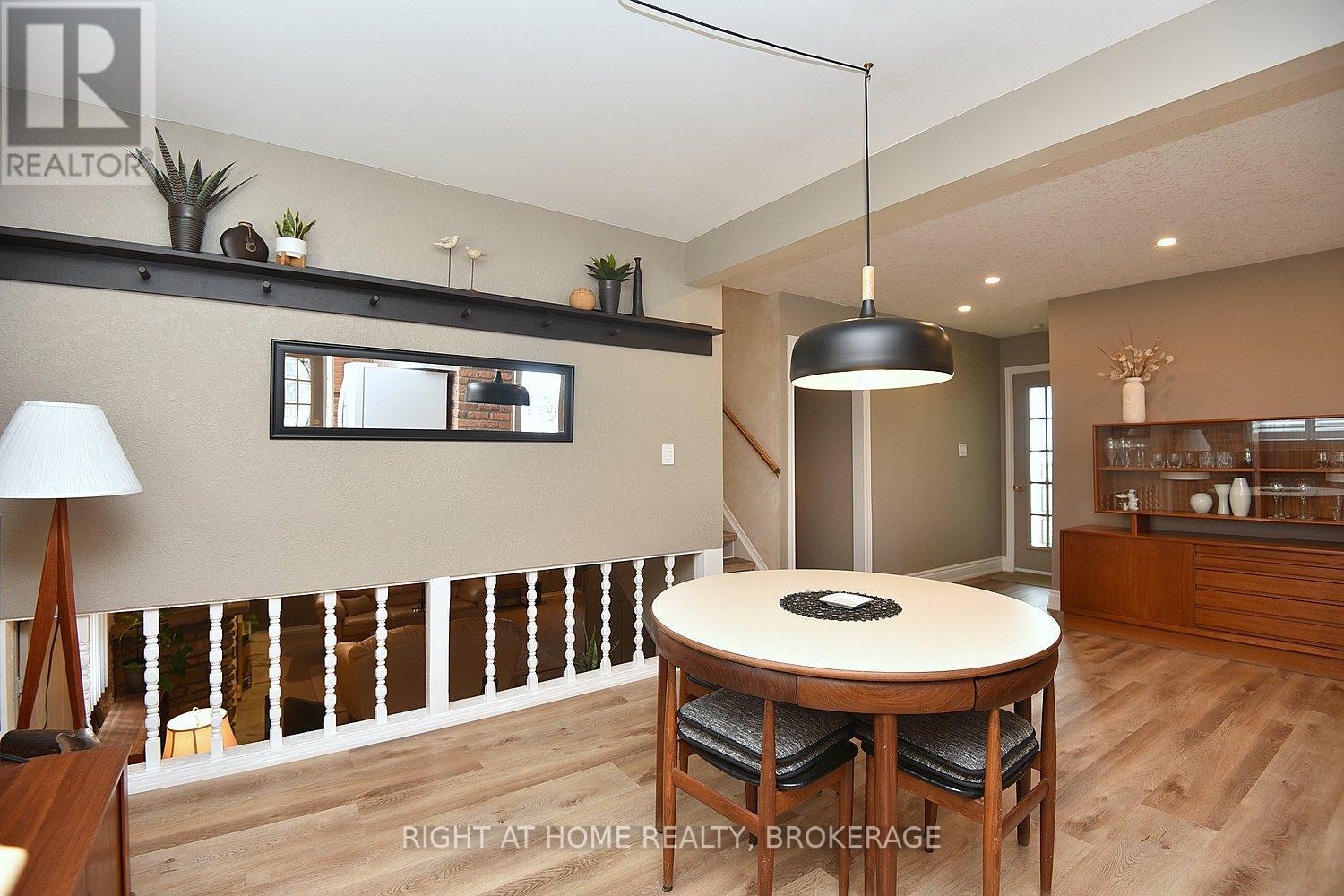 105 Bismark Drive, Cambridge, Ontario  N1S 4E8 - Photo 11 - X12069391