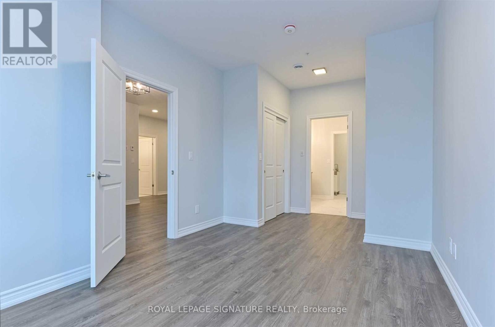 208 - 529 South Pelham Road, Welland, Ontario  L3C 0H7 - Photo 11 - X12053336