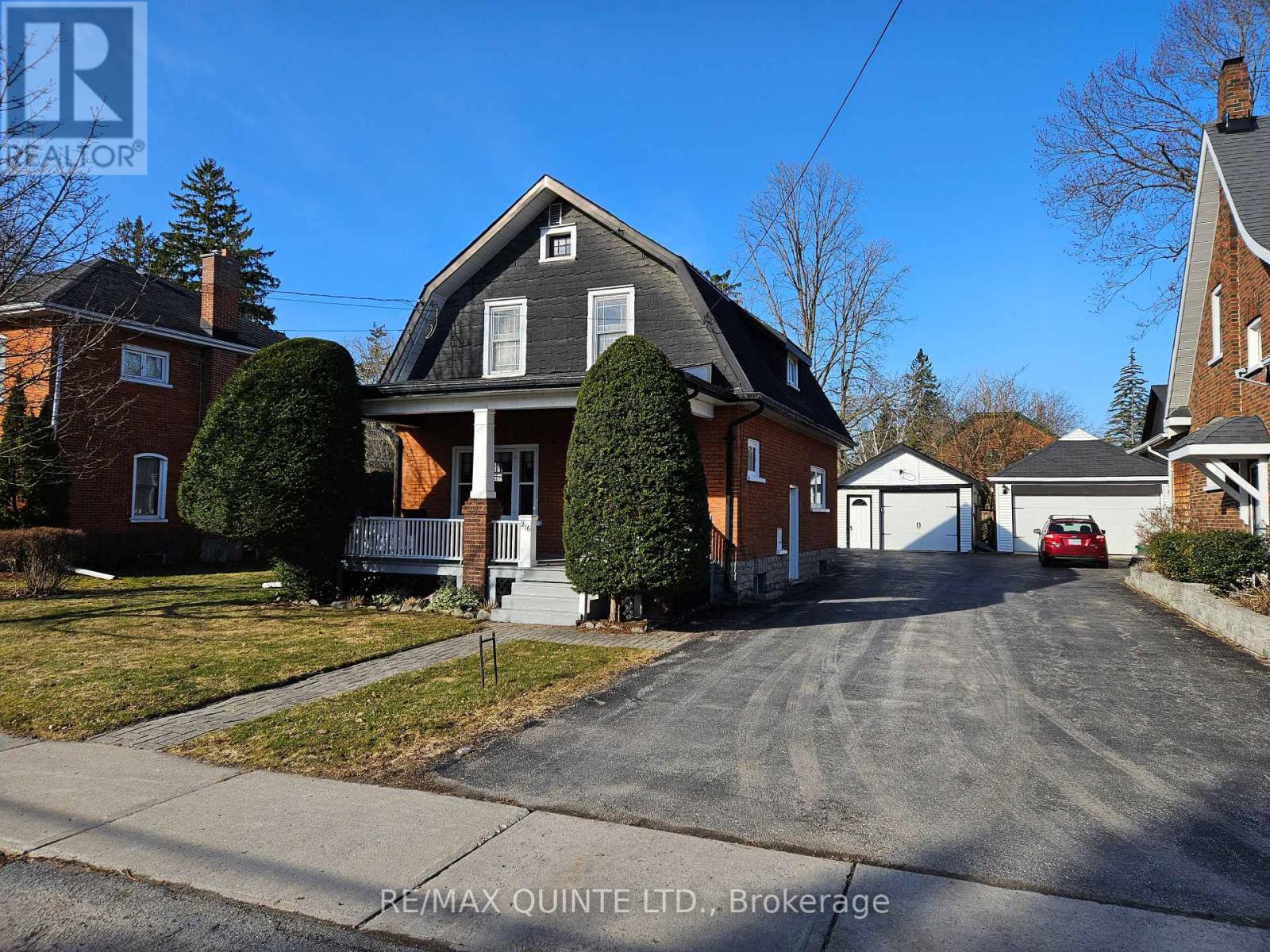 Property at 216 FOSTER AVENUE image 3