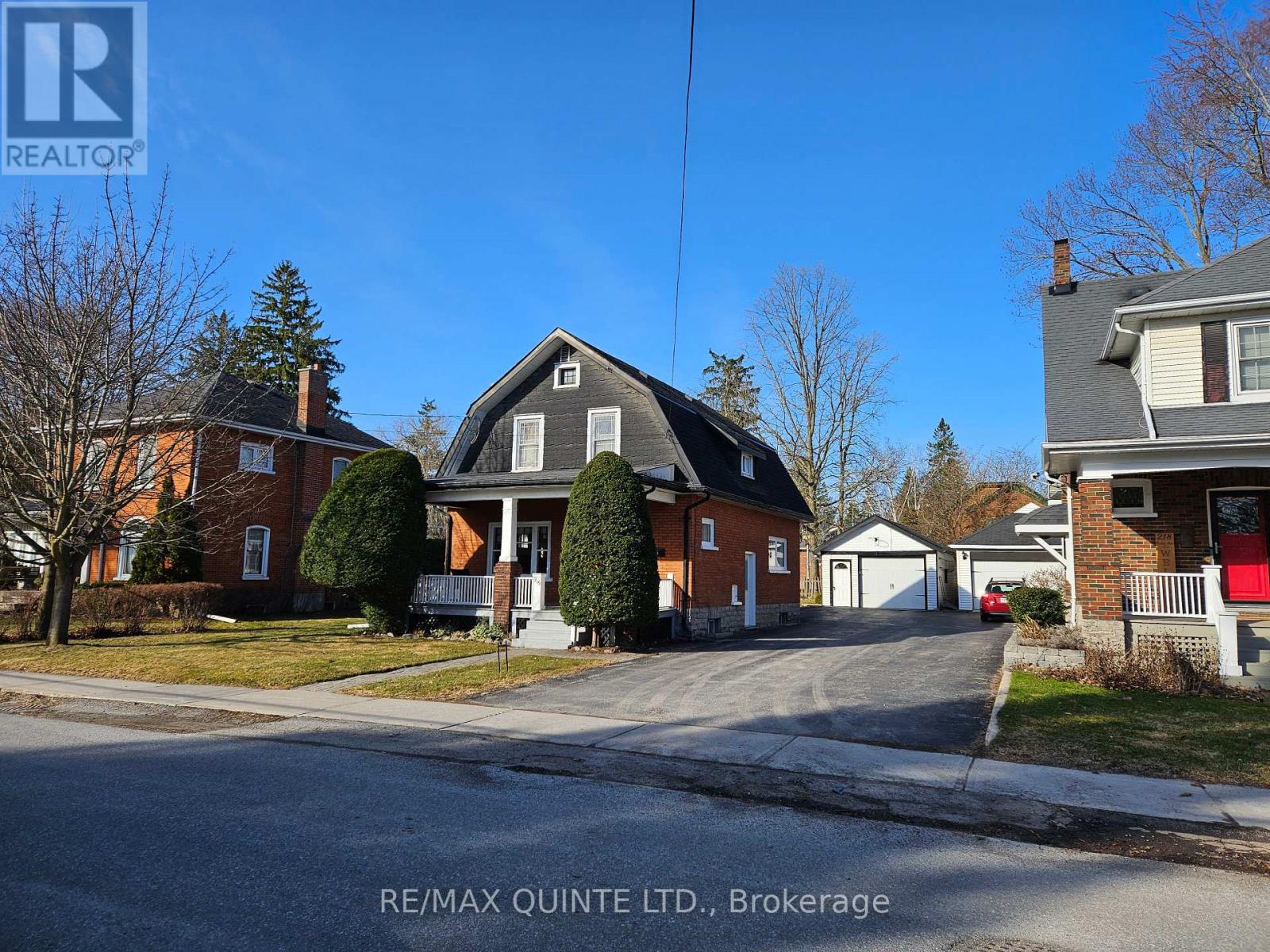Property at 216 FOSTER AVENUE image 4
