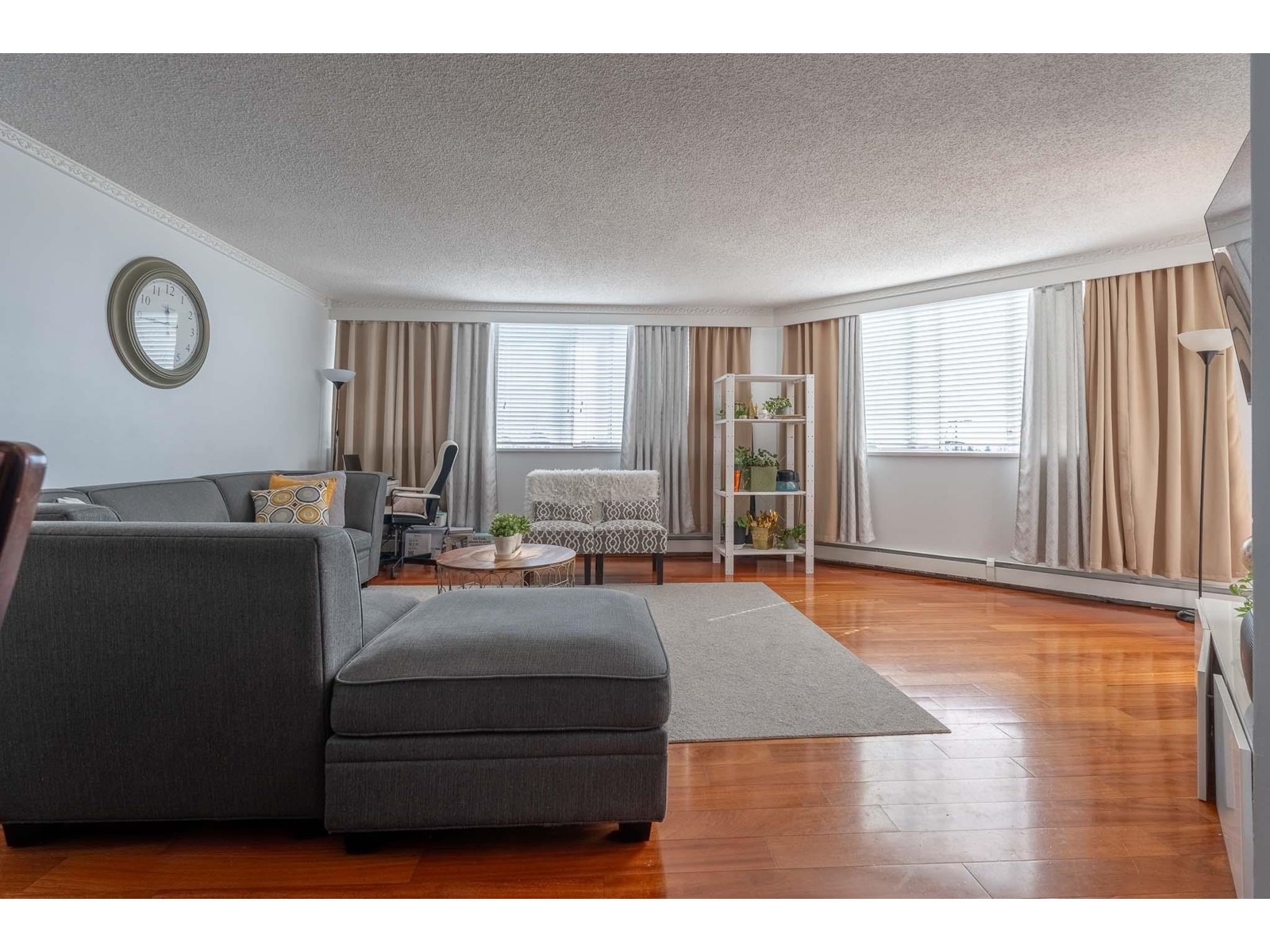 301 11881 88 Avenue, Delta, British Columbia  V4C 8A2 - Photo 3 - R2986719