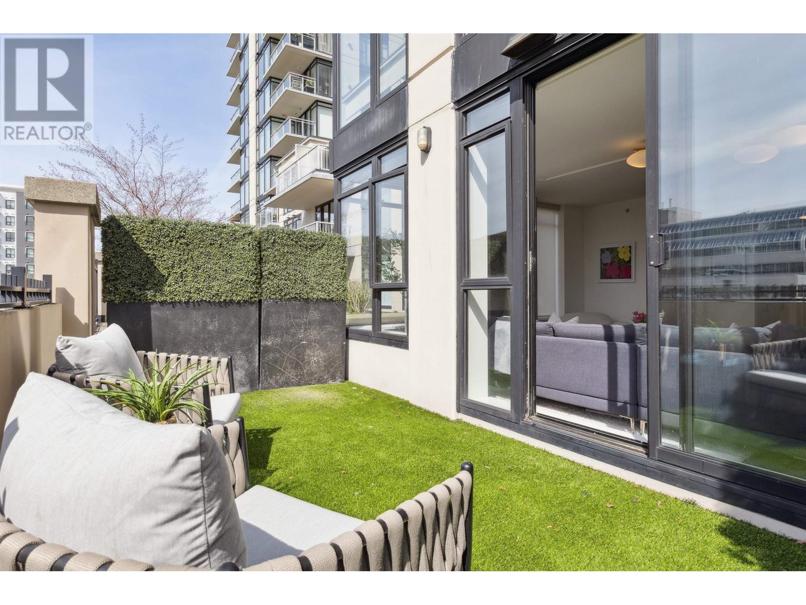Th3 155 W 1st Street, North Vancouver, British Columbia  V7M 3N8 - Photo 33 - R2987548