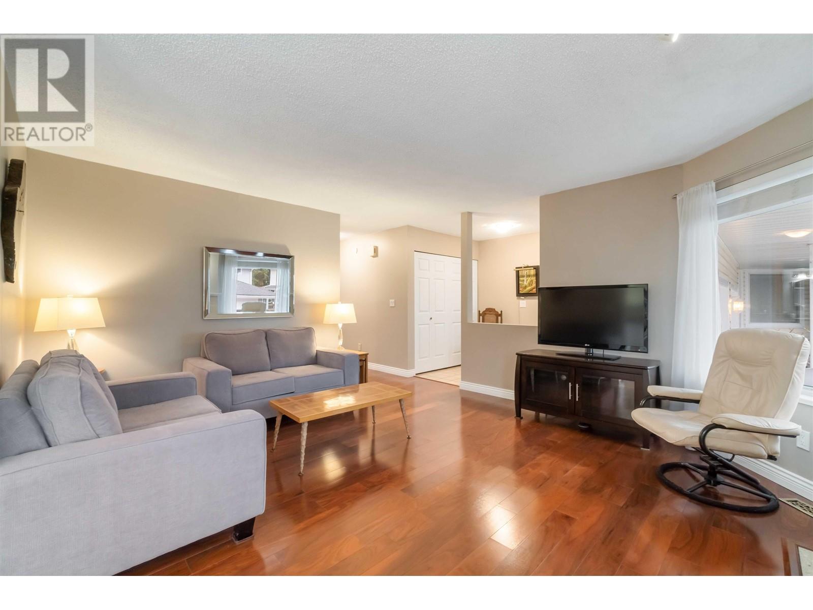 19 1190 Falcon Drive, Coquitlam, British Columbia  V3E 2L1 - Photo 8 - R2987555