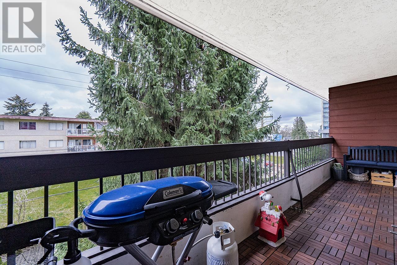 306 7180 Linden Avenue, Burnaby, British Columbia  V5E 3G6 - Photo 11 - R2987604