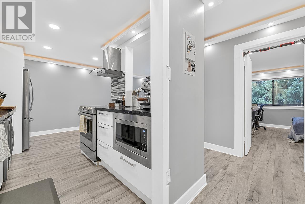 306 7180 Linden Avenue, Burnaby, British Columbia  V5E 3G6 - Photo 4 - R2987604