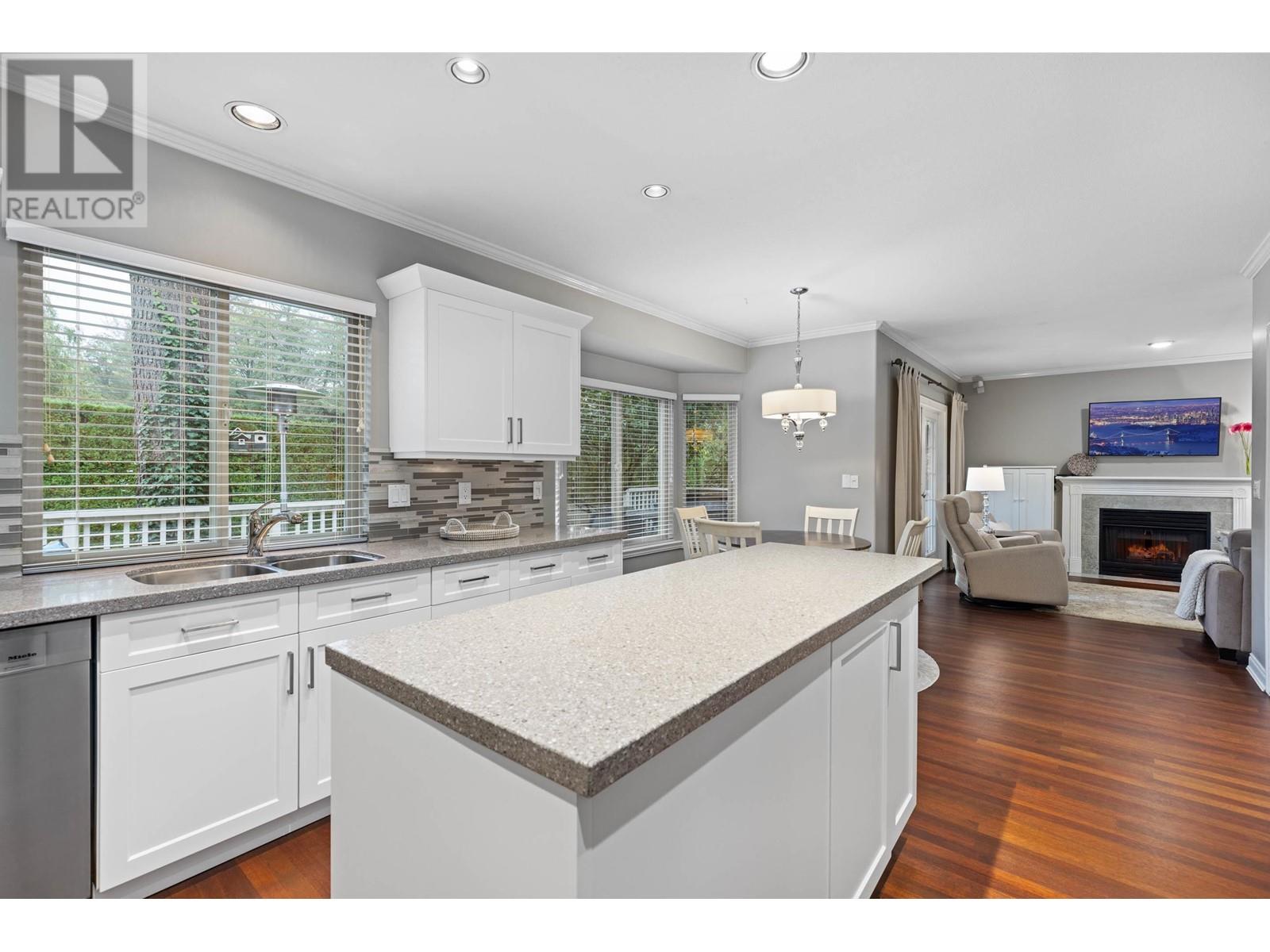 1279 Eldon Road, North Vancouver, British Columbia  V7R 1T5 - Photo 8 - R2987562