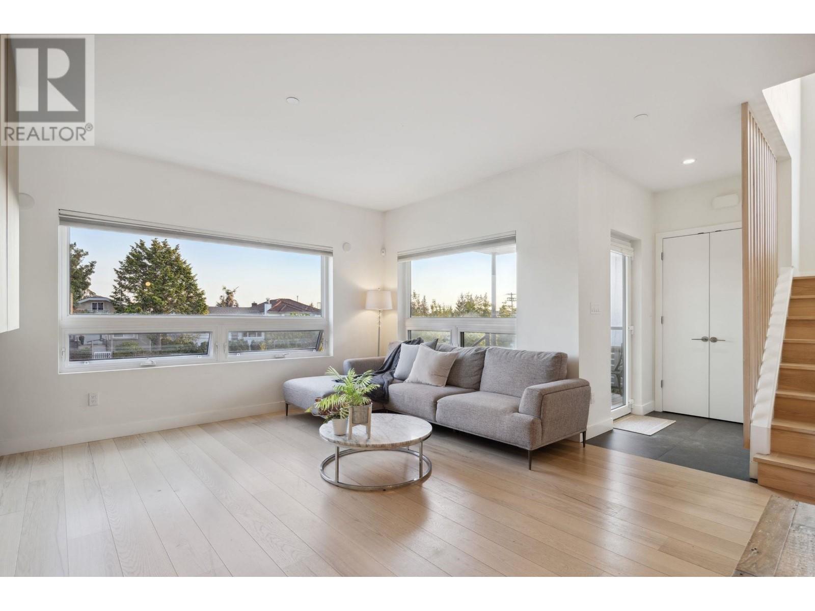 57 W 41st Avenue, Vancouver, British Columbia  V5Y 2R8 - Photo 5 - R2987565