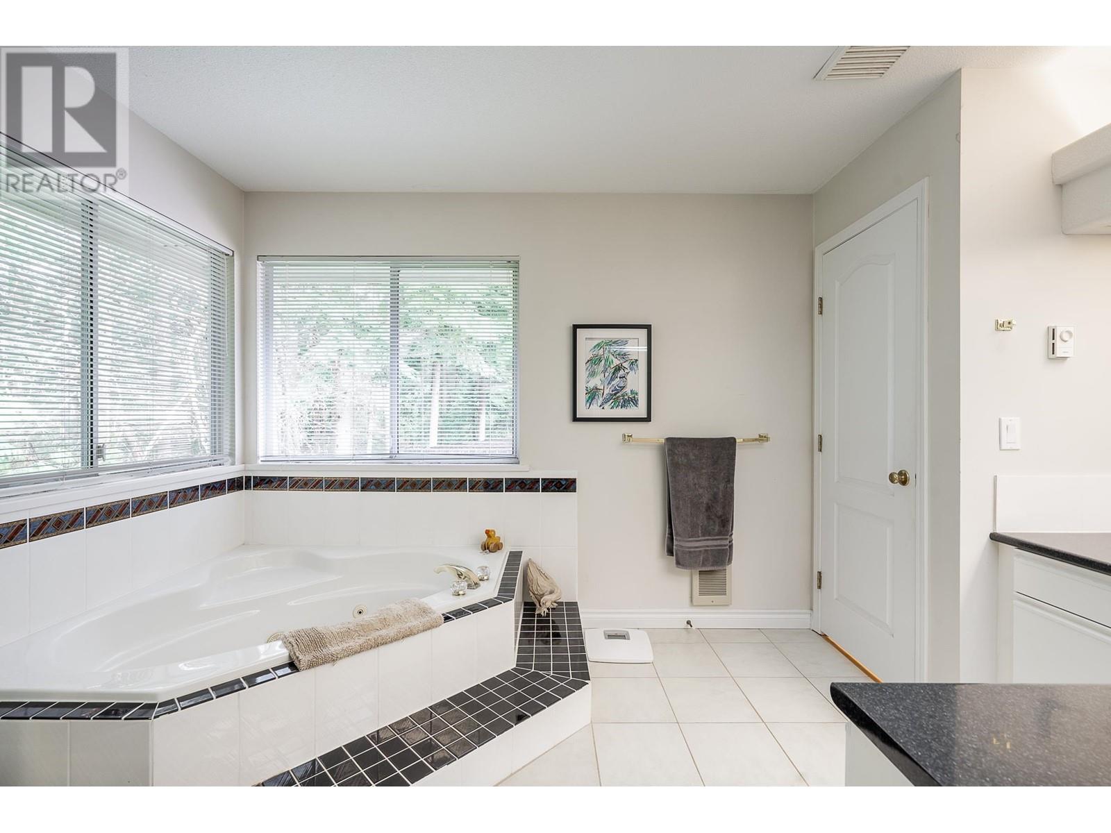 1580 Wintergreen Place, Coquitlam, British Columbia  V3E 2V5 - Photo 20 - R2987626