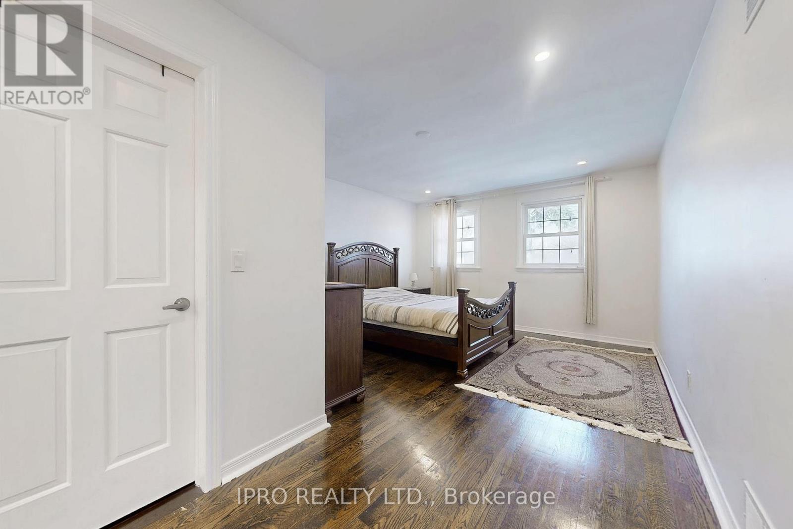 17 Clearcrest Avenue, Toronto, Ontario  M2M 2T4 - Photo 13 - C12069518