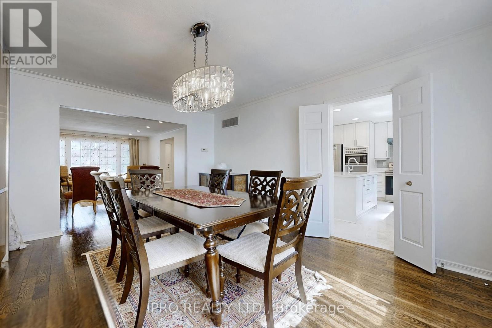 17 Clearcrest Avenue, Toronto, Ontario  M2M 2T4 - Photo 7 - C12069518