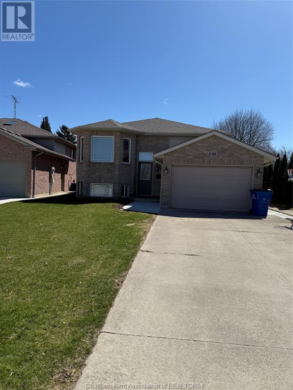 55 Cartier Place, Chatham, Ontario  N7L 5R1 - Photo 2 - 25007778
