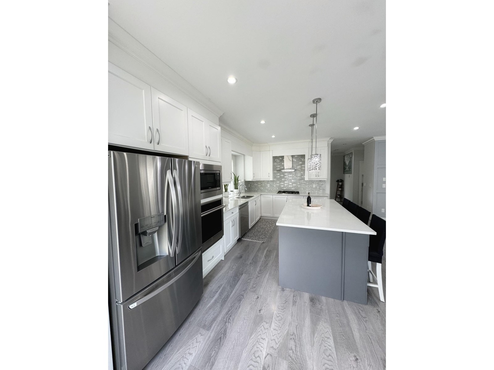 Property at 6989 206 STREET image 4