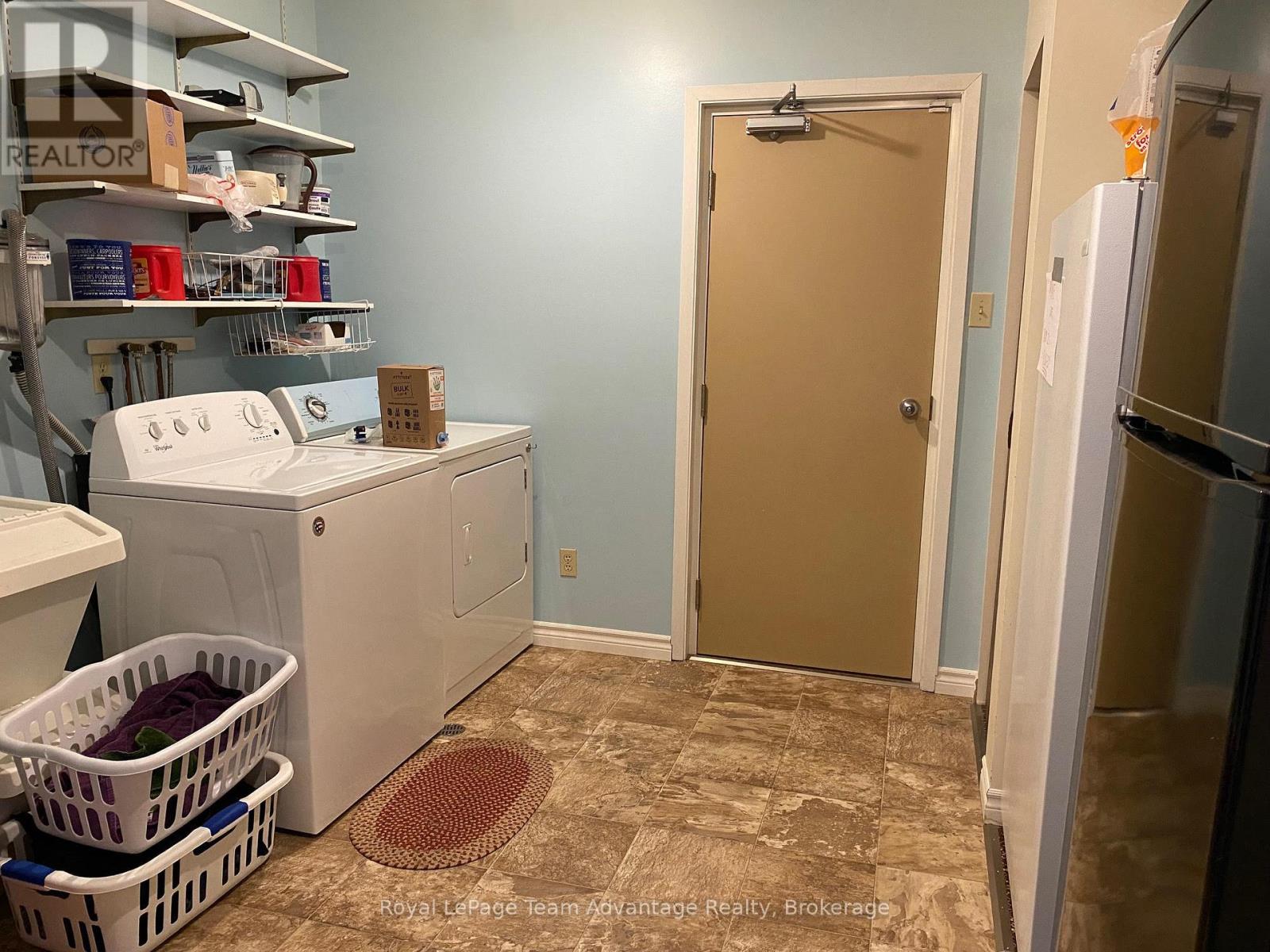 26 William Street, Parry Sound, Ontario  P2A 1V1 - Photo 14 - X12067601