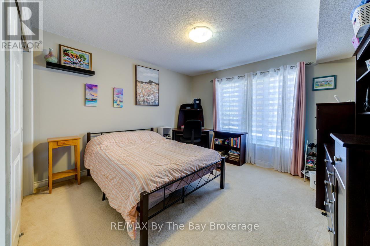 2 - 20 Mulligan Lane, Wasaga Beach, Ontario  L9Z 1C4 - Photo 27 - S12064097