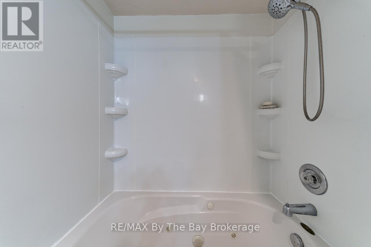 2 - 20 Mulligan Lane, Wasaga Beach, Ontario  L9Z 1C4 - Photo 29 - S12064097