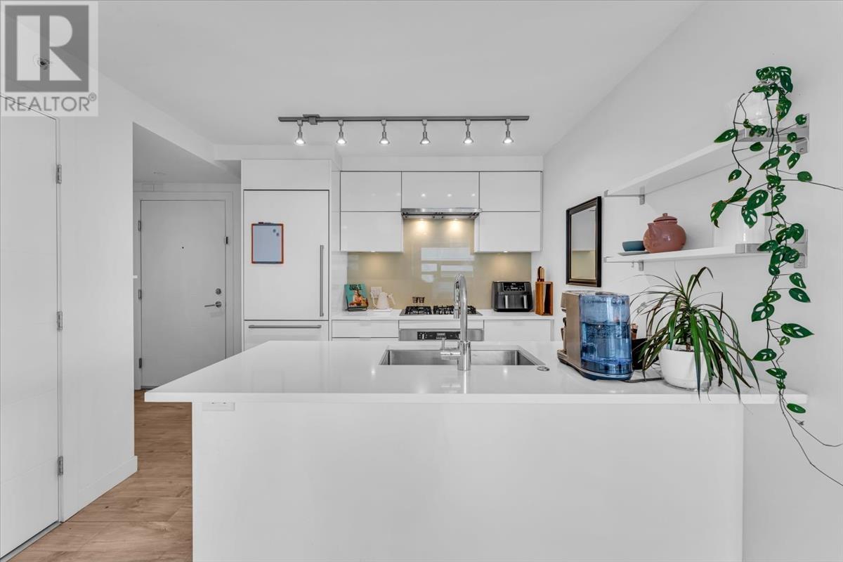 609 238 W BROADWAY, vancouver, British Columbia
