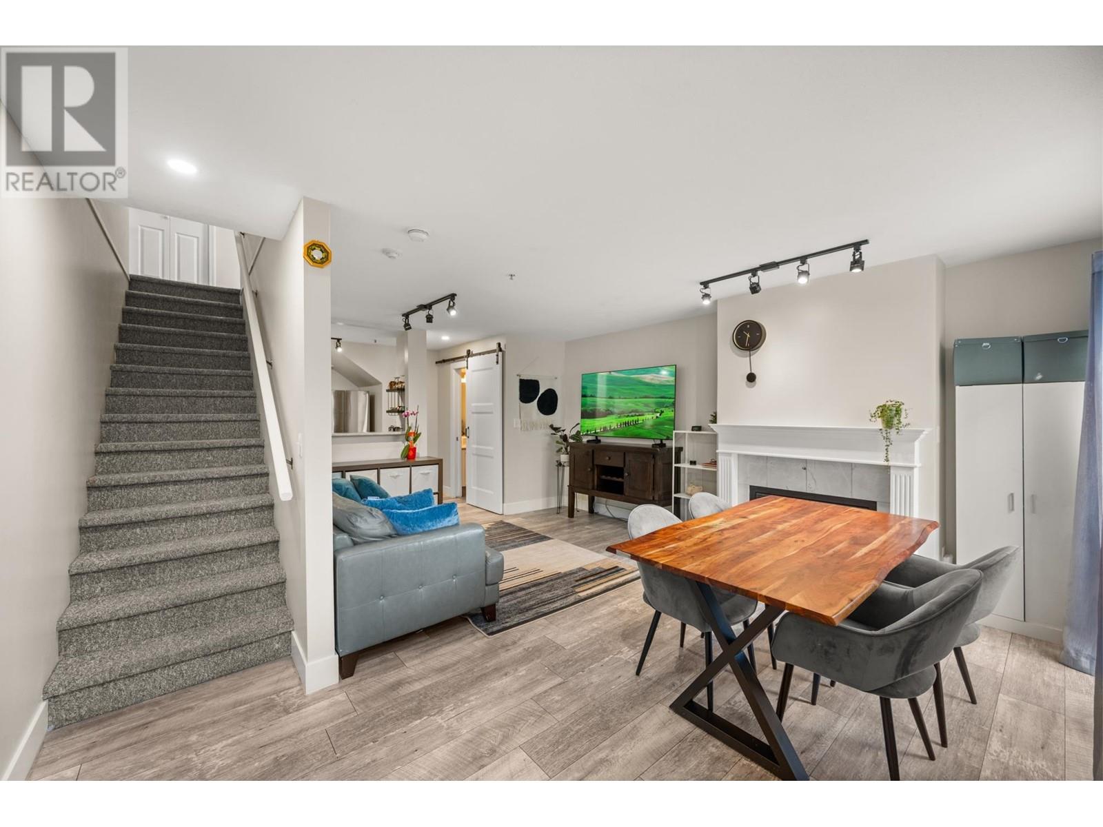 1 2378 Rindall Avenue, Port Coquitlam, British Columbia  V3C 1V2 - Photo 15 - R2987033