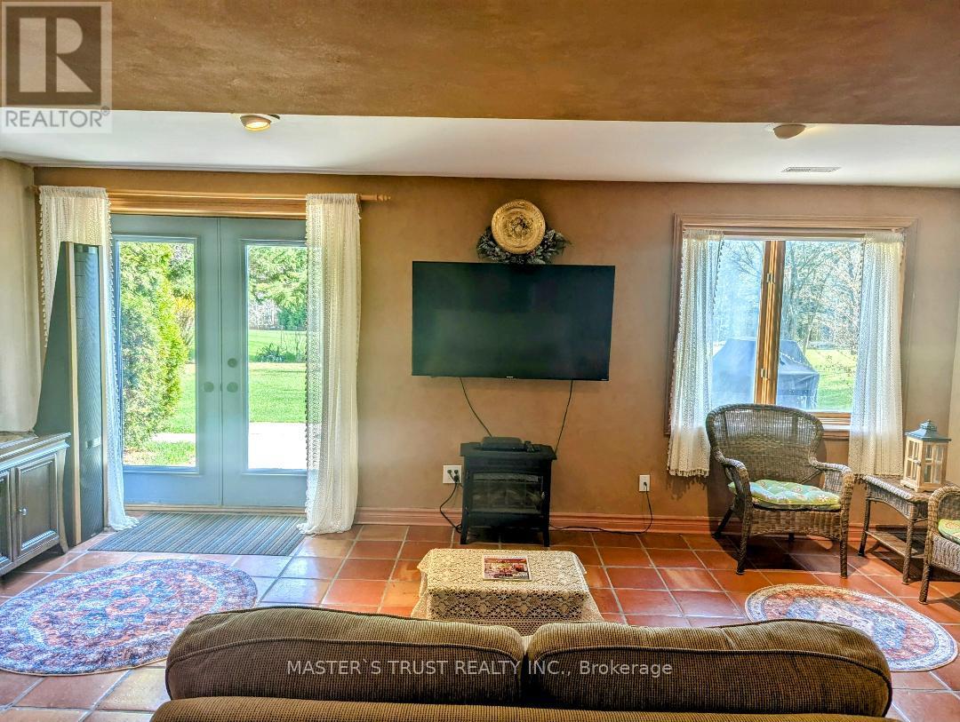 10 William Andrew Avenue, Whitchurch-Stouffville, Ontario  L4A 7X5 - Photo 35 - N12007830