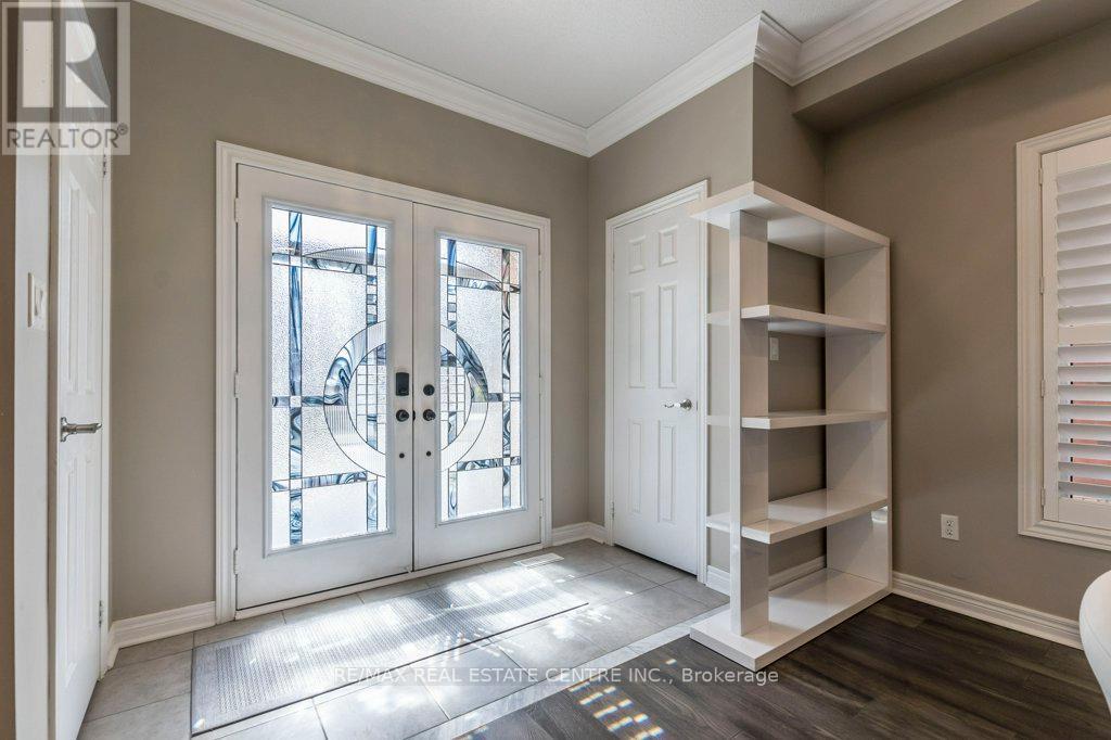 Property at 162 GREENWOOD ROAD image 3
