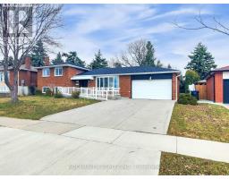 11 MEADOWLAND GATE, Brampton, Ontario