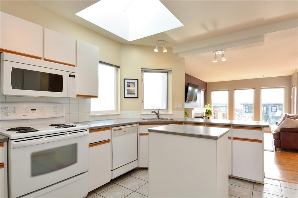 14659 West Beach Avenue, White Rock, British Columbia  V4B 2T9 - Photo 12 - R2987068