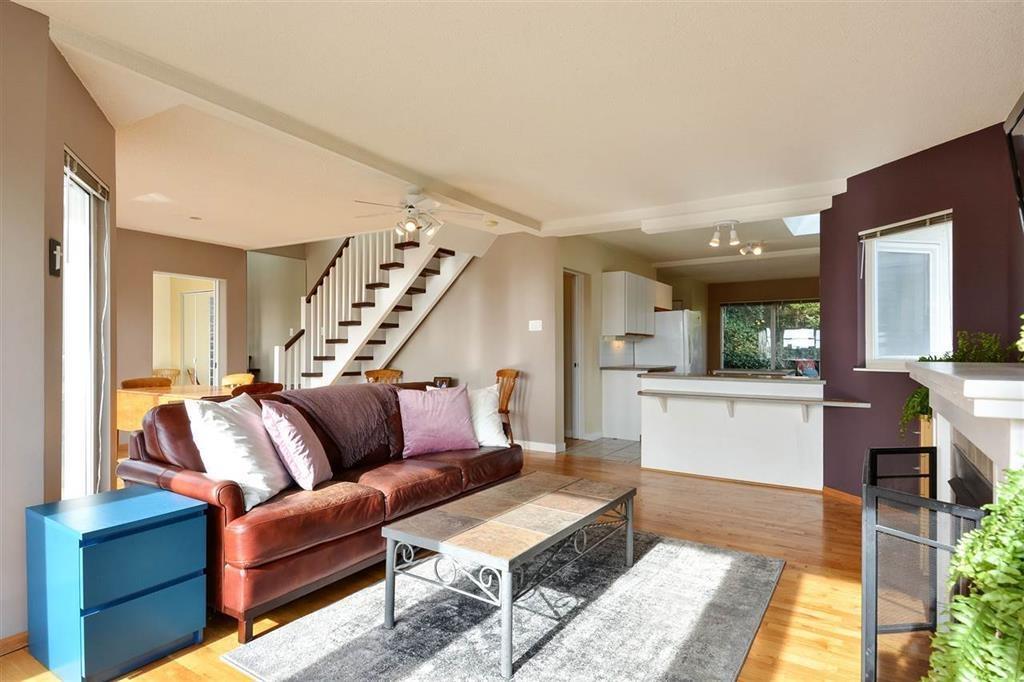 14659 West Beach Avenue, White Rock, British Columbia  V4B 2T9 - Photo 8 - R2987068
