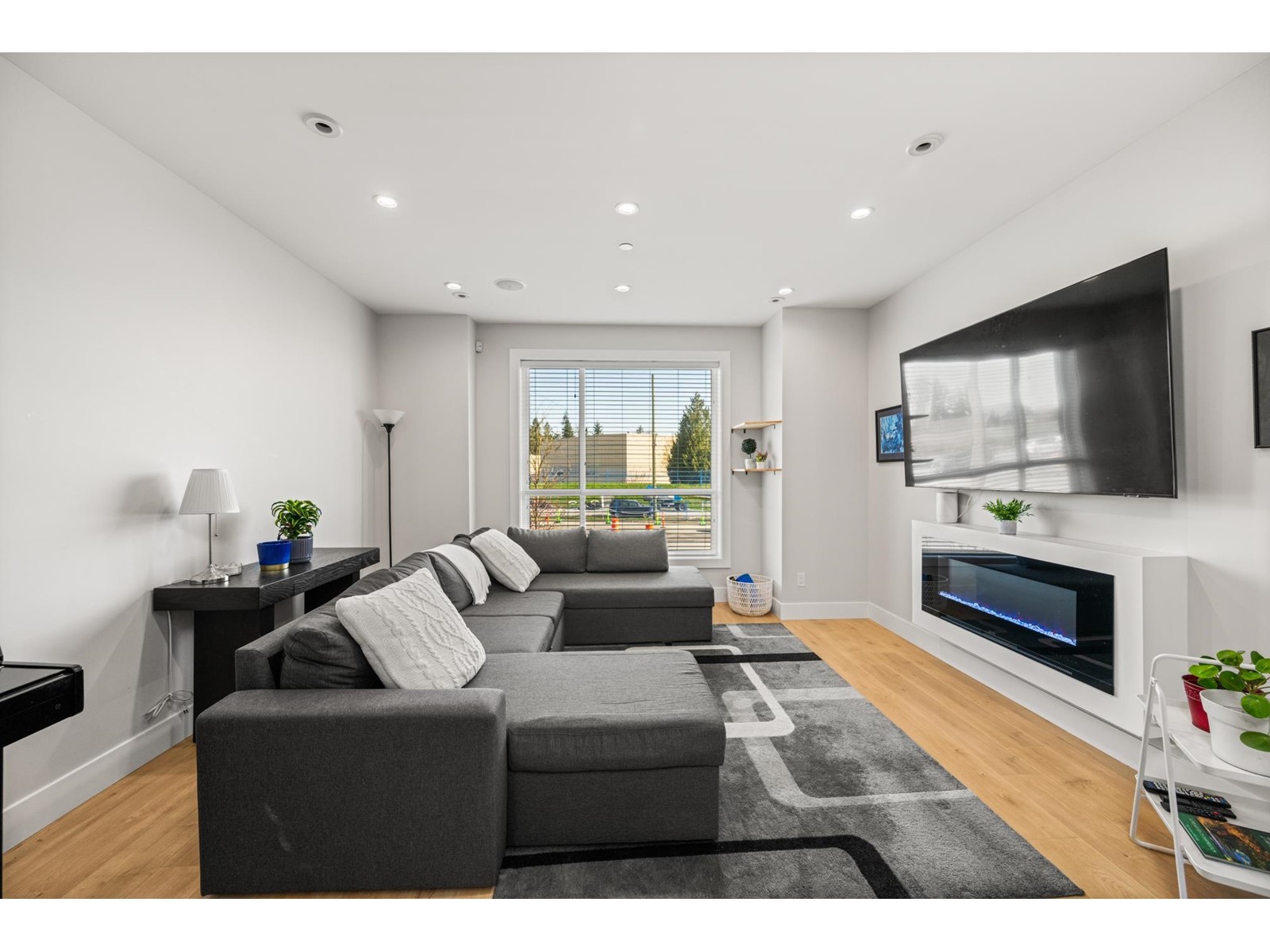 23 16511 Watson Drive, Surrey, British Columbia  V4N 6T7 - Photo 2 - R2986406