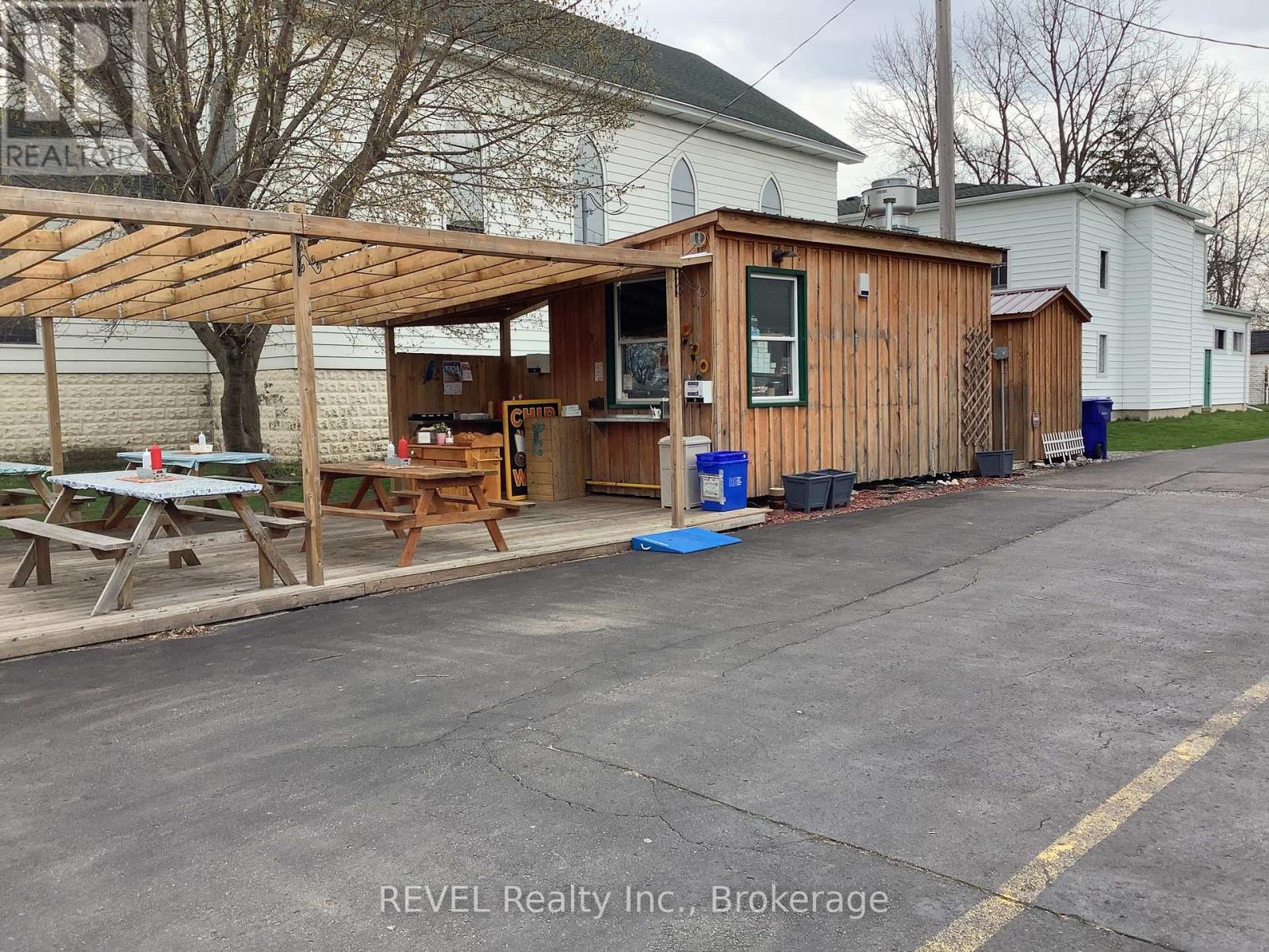 356 RIDGE ROAD N, Fort Erie, Ontario