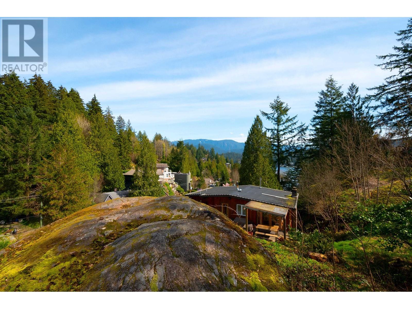 4477 Strathcona Road, North Vancouver, British Columbia  V7G 1G7 - Photo 29 - R2987243