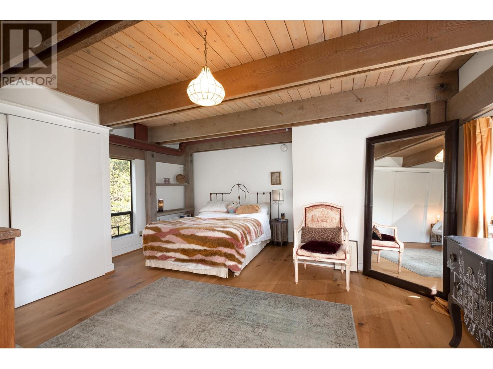 4477 Strathcona Road, North Vancouver, British Columbia  V7G 1G7 - Photo 17 - R2987243