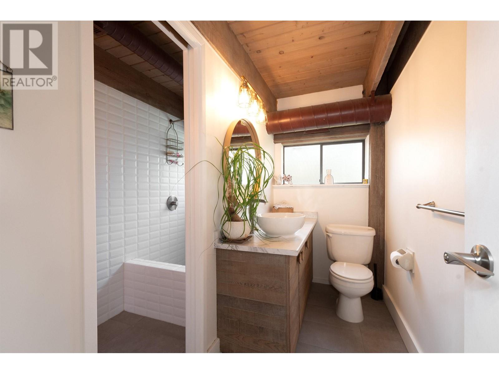4477 Strathcona Road, North Vancouver, British Columbia  V7G 1G7 - Photo 20 - R2987243