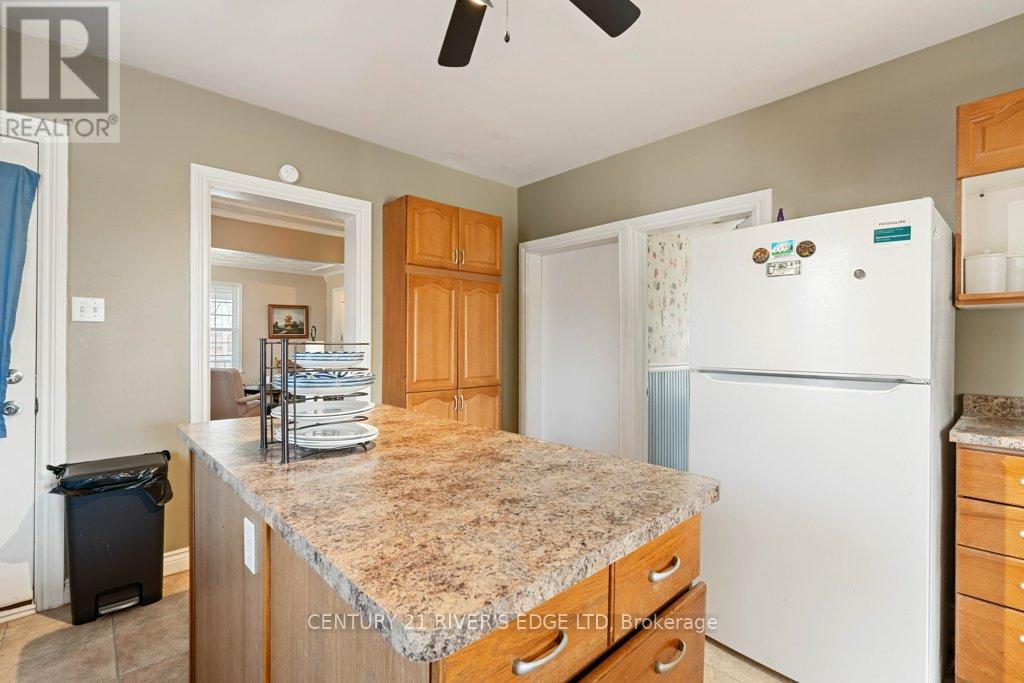 453 May Street, North Dundas, Ontario  K0C 2K0 - Photo 14 - X12069617