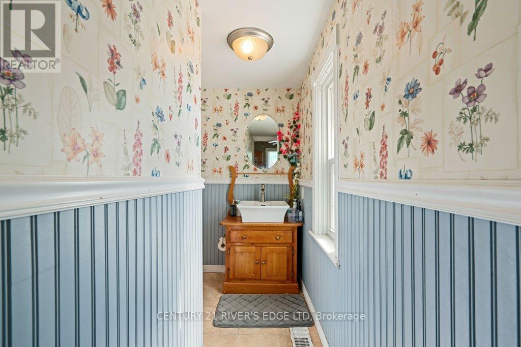 453 May Street, North Dundas, Ontario  K0C 2K0 - Photo 19 - X12069617