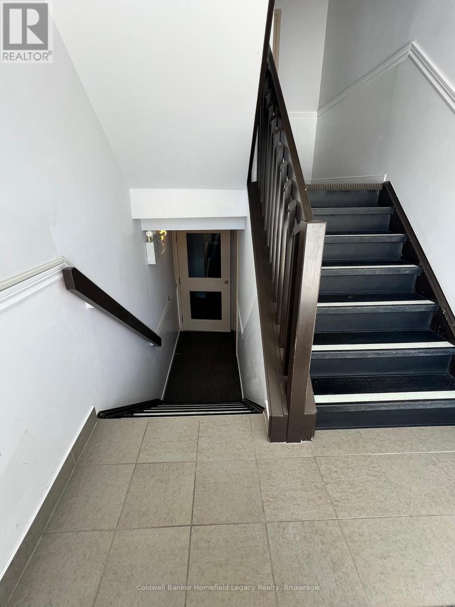 303 - 50 Campbell Court, Stratford, Ontario  N5A 7T6 - Photo 4 - X12069635