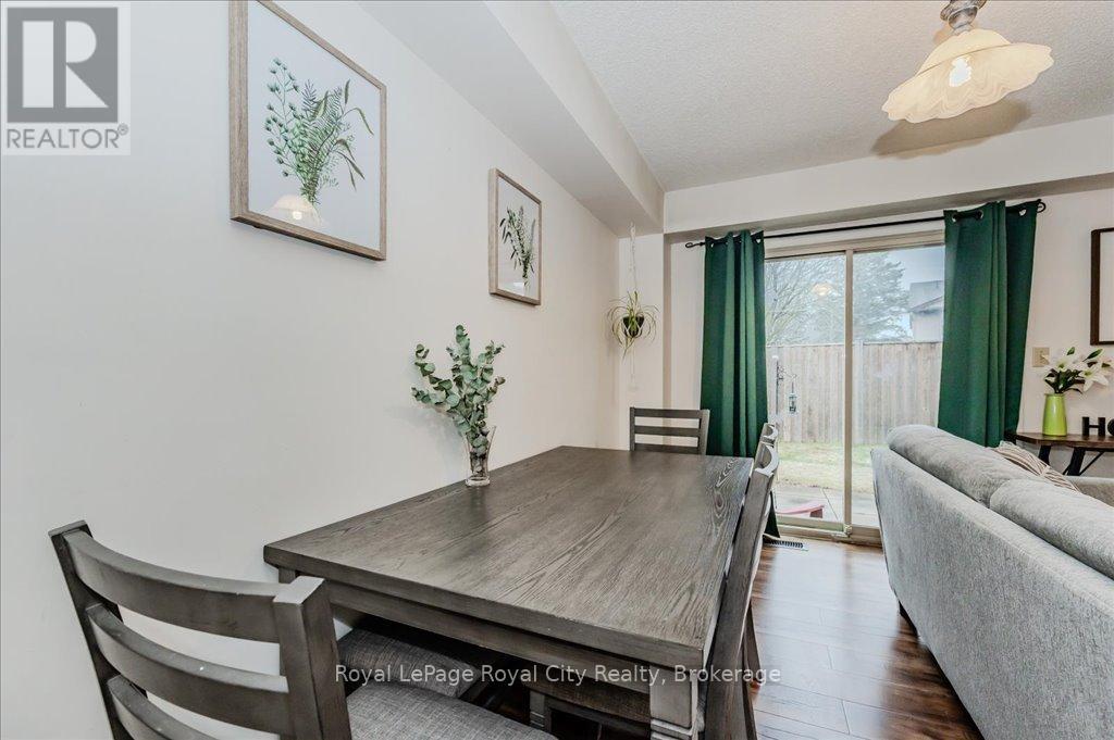44 - 302 College Avenue W, Guelph, Ontario  N1G 4T6 - Photo 11 - X12069680