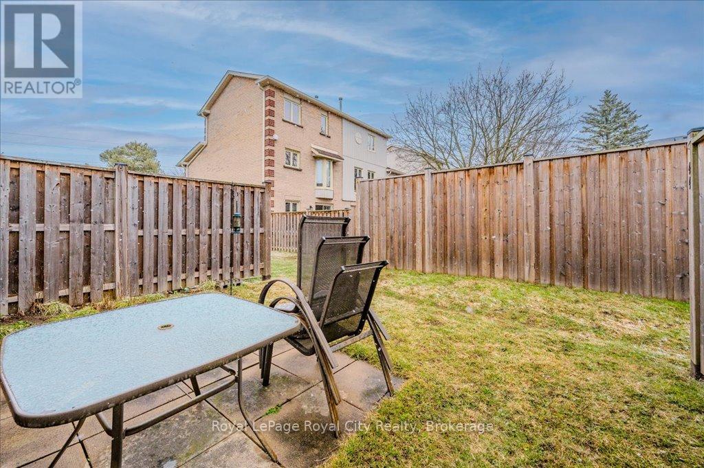 44 - 302 College Avenue W, Guelph, Ontario  N1G 4T6 - Photo 32 - X12069680